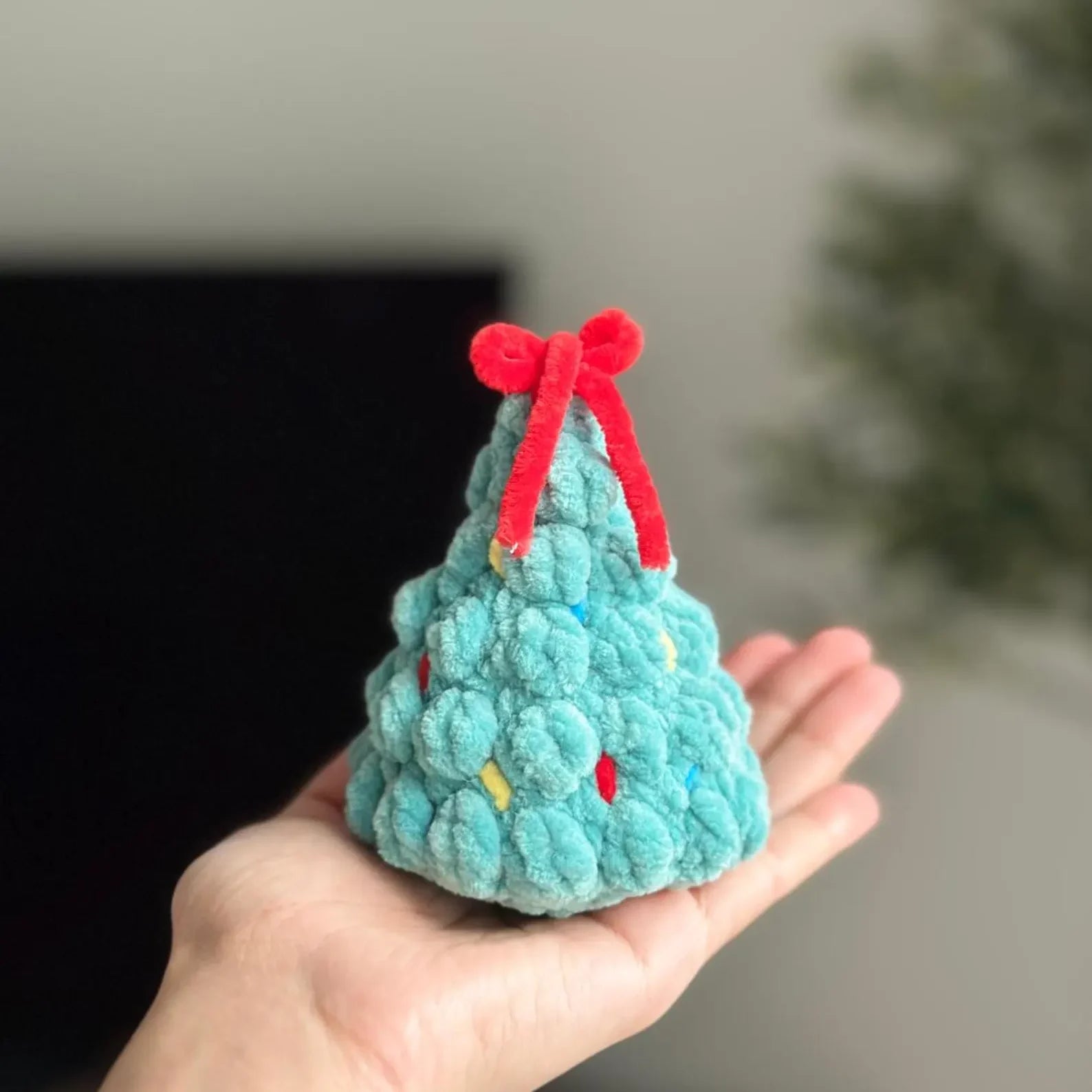 no-sew christmas tree plushie crochet pattern