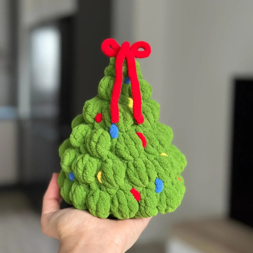 no-sew christmas tree plushie crochet pattern