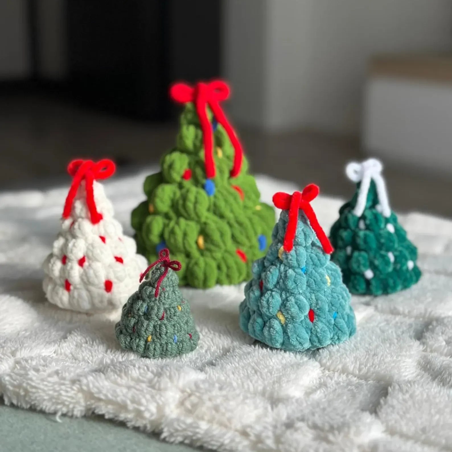 no-sew christmas tree plushie crochet pattern